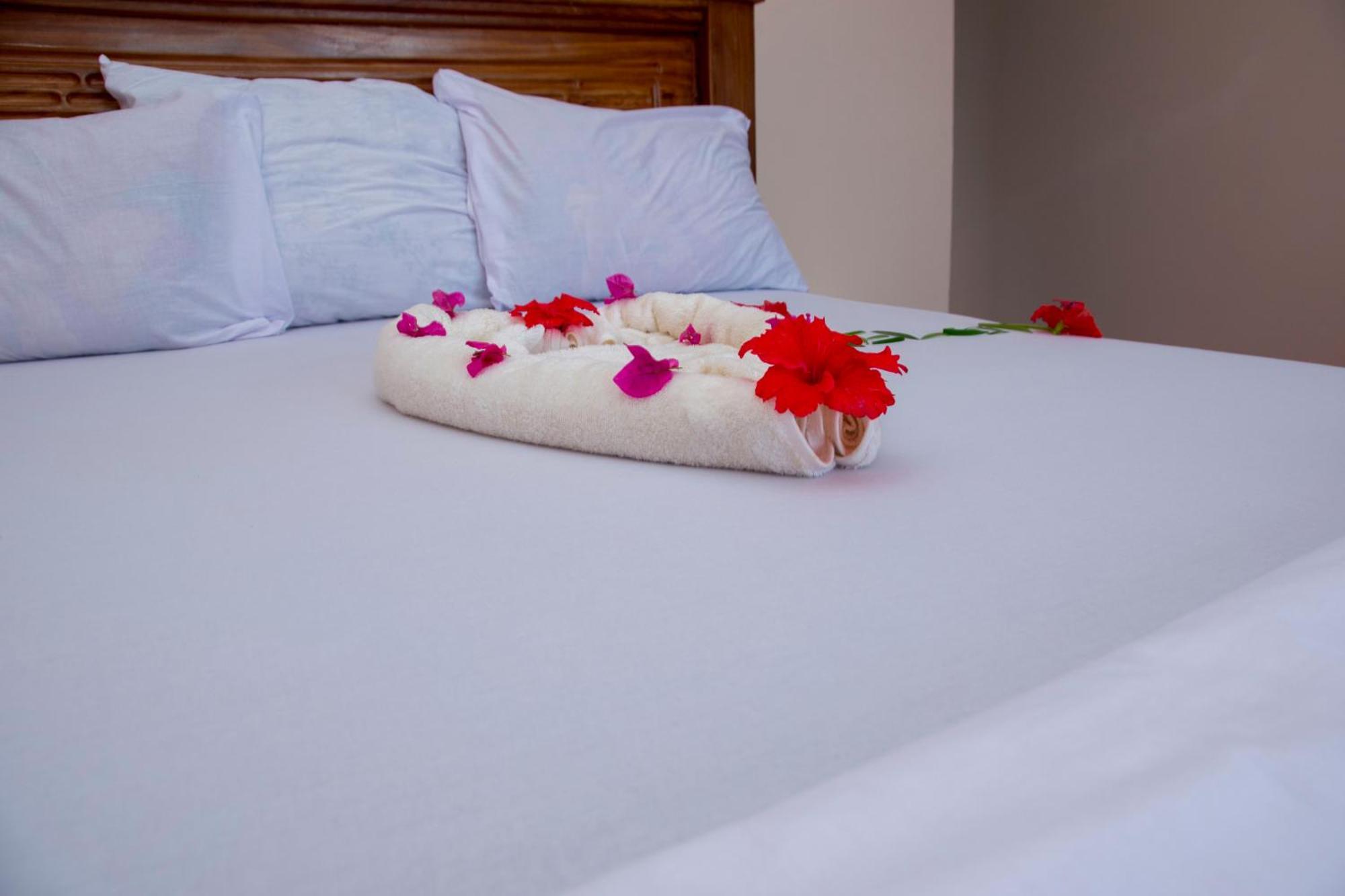 Mambo Hotel